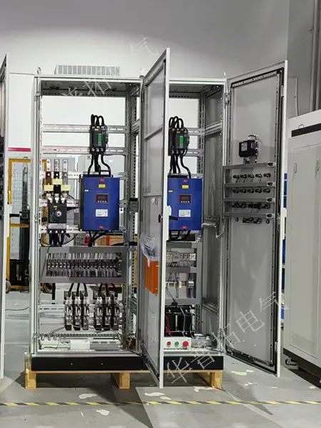 Electric heater control cabinet outlet (2).jpg