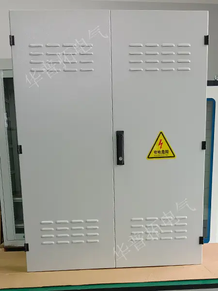 LED drive cabinet exported to Europe2.jpg