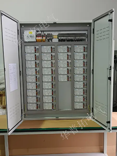 LED drive cabinet exported to Europe3.jpg